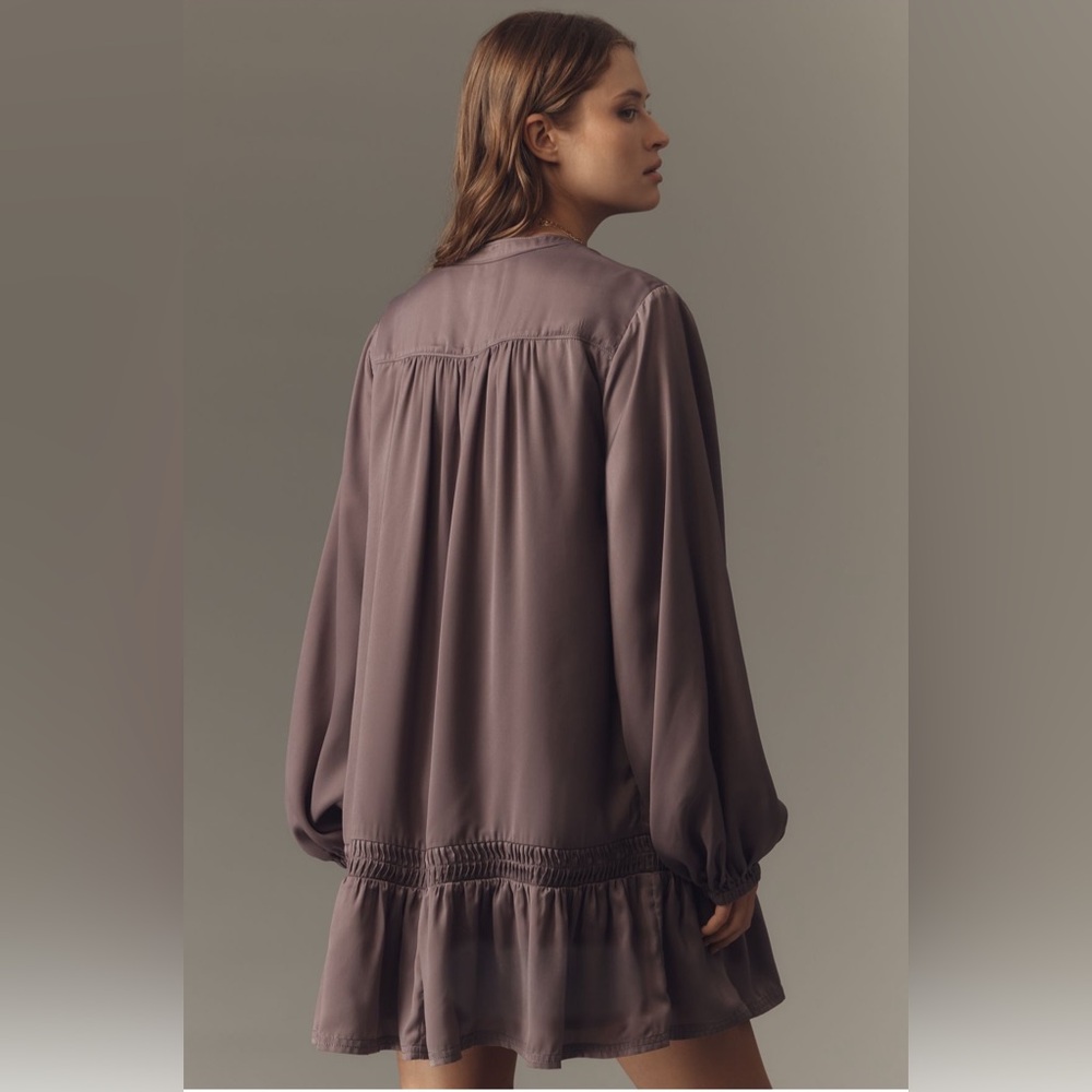 Pilcro Long-Sleeve V-Neck Mini Shirt Dress in Shark - Picture 4 of 4